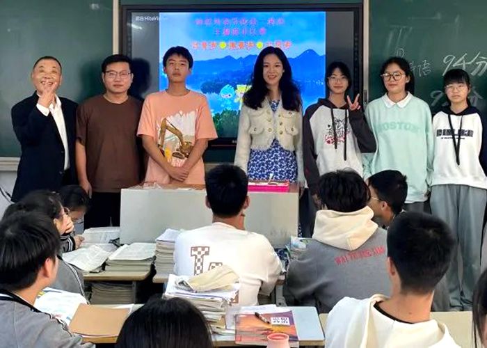 高一政治組舉辦“體育夢，健康夢，中國夢”主題演講比賽